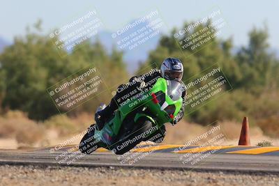 media/Nov-06-2022-SoCal Trackdays (Sun) [[208d2ccc26]]/Turn 7 Set 2 (1050am)/